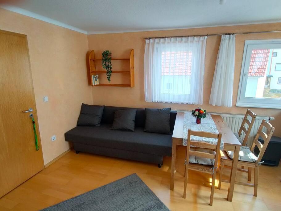 Zentrale & Ruhige Ferienwohnung Мессінген Екстер'єр фото