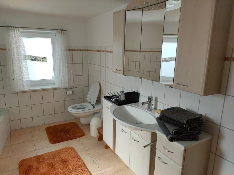 Zentrale & Ruhige Ferienwohnung Мессінген Екстер'єр фото
